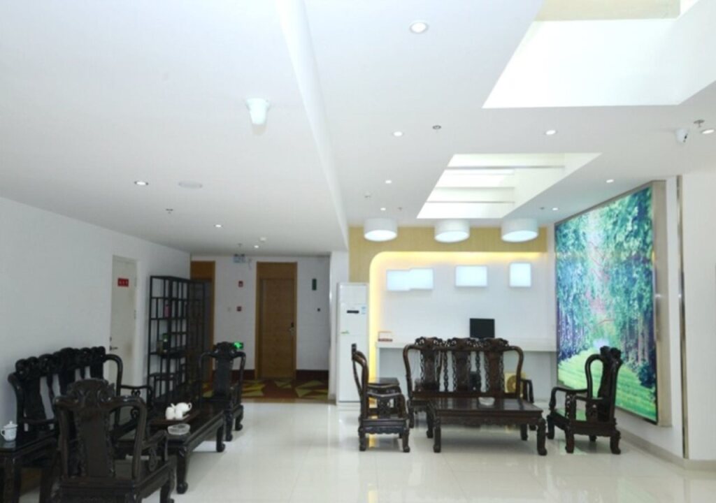 Тяньцзинь: Vatica Tianjin Fifth Avenue Foreign Language Children's Hospital Hotel