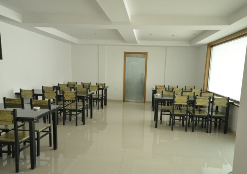 Тяньцзинь: Vatica Tianjin Fifth Avenue Foreign Language Children's Hospital Hotel