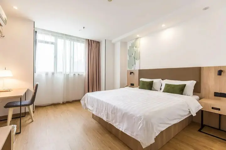 Шанхай: GreenTree Inn ShangHai ZhouPu Town XiuPu Road Business Hotel