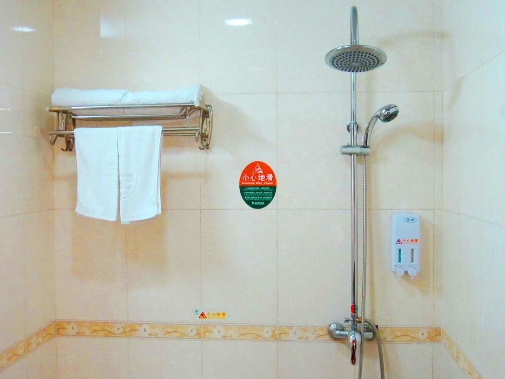 Тяньцзинь: GreenTree Inn TianJin Jinnan District Xiaozhan Training Park Express Hotel