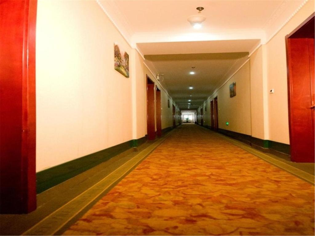 Тяньцзинь: GreenTree Inn TianJin Jinnan District Xiaozhan Training Park Express Hotel