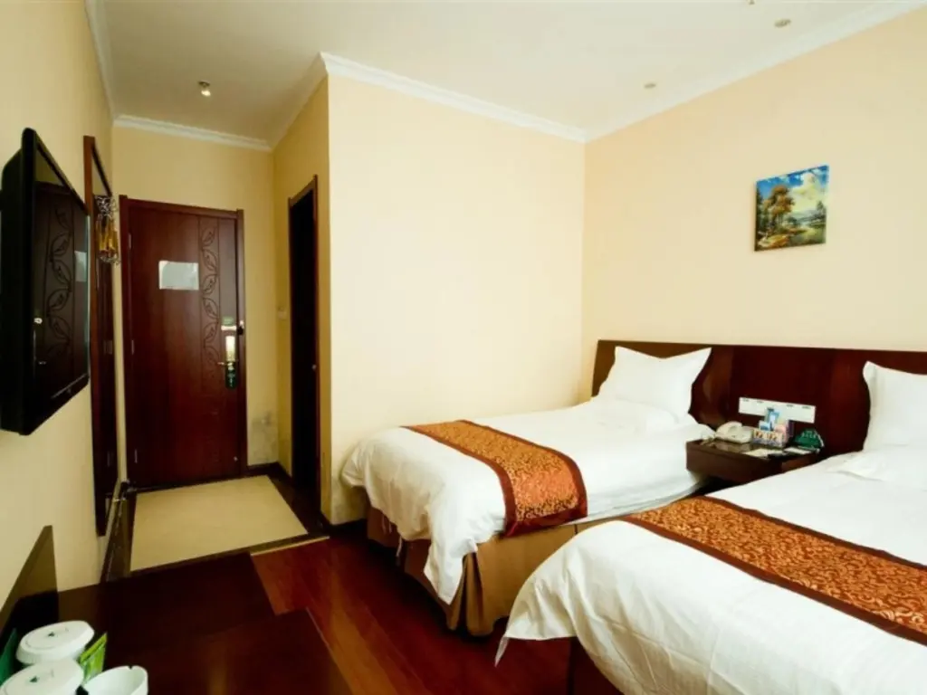 Тяньцзинь: GreenTree Inn TianJin Jinnan District Xiaozhan Training Park Express Hotel