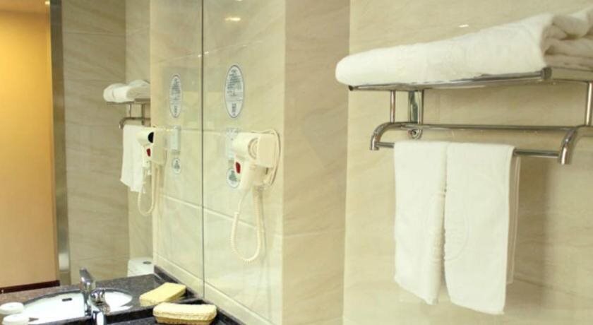 Тяньцзинь: GreenTree Alliance TianJin BeiChen District JingJin Highway NanCang Bridge Hotel