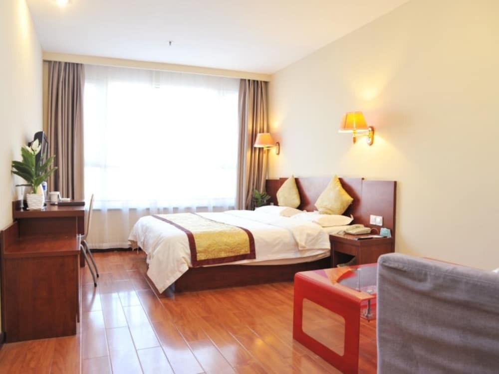 Тяньцзинь: GreenTree Alliance TianJin BeiChen District JingJin Highway NanCang Bridge Hotel