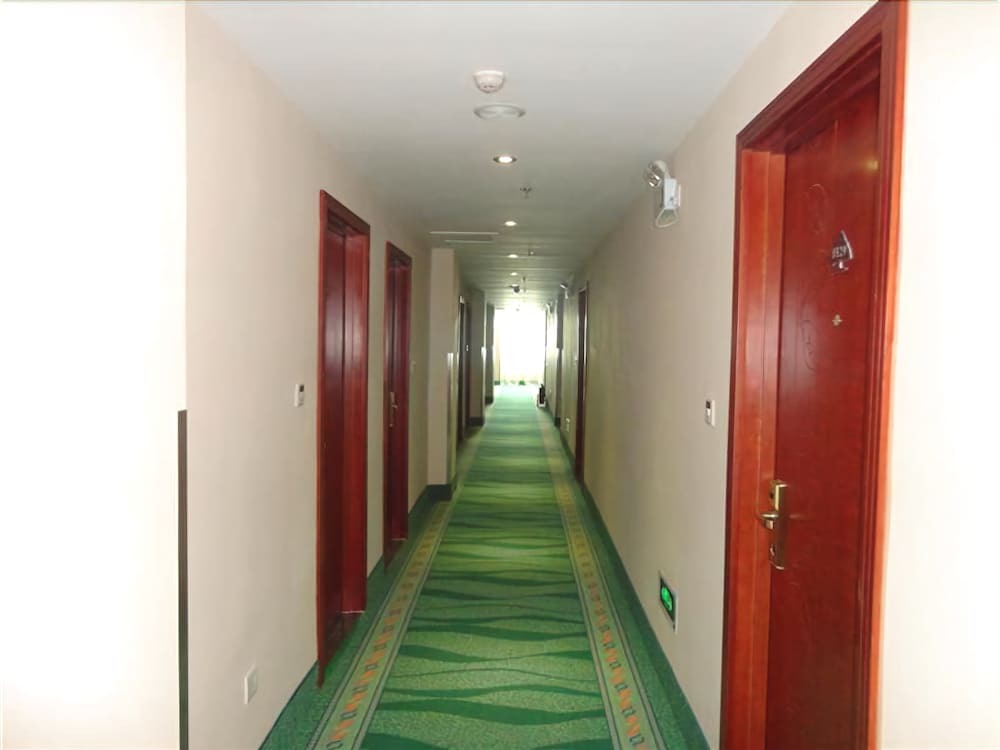 Тяньцзинь: GreenTree Inn Tianjin Wuqing District Jingjin Highway Hotel