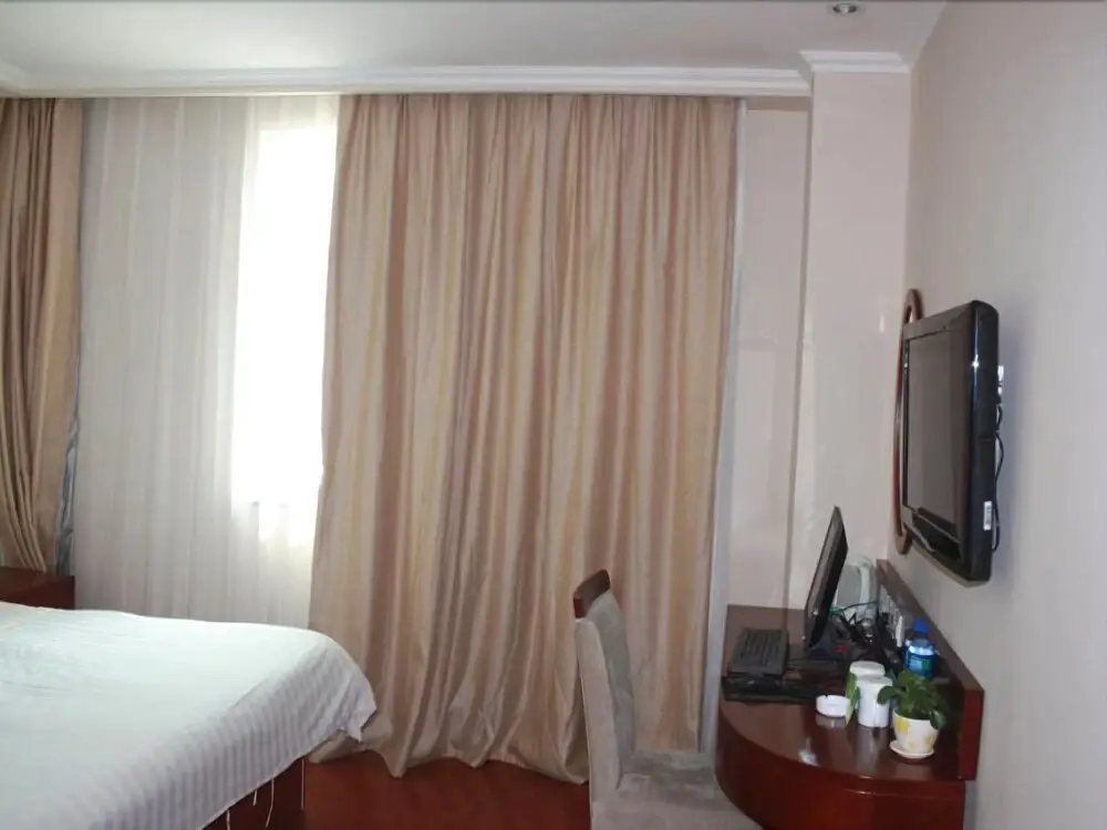 Тяньцзинь: GreenTree Inn Tianjin Wuqing District Jingjin Highway Hotel