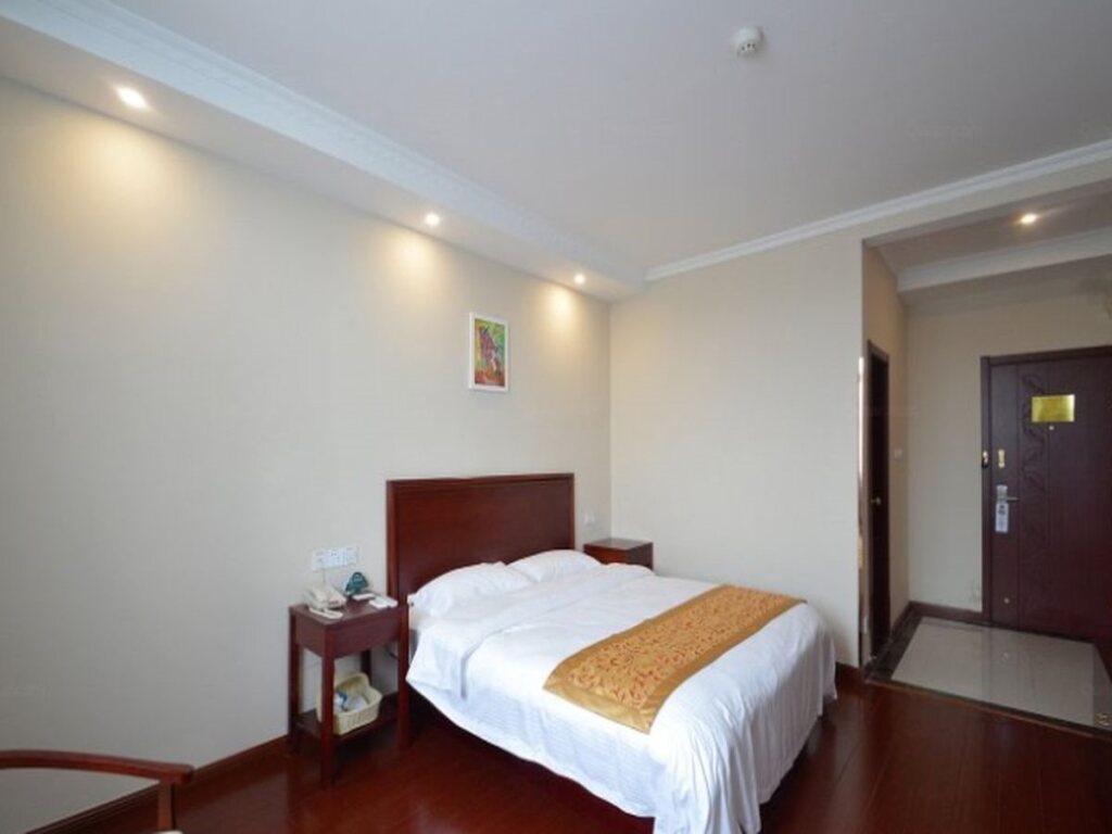 Нанкин: GreenTree Inn Nanjing XianLin Road JinMaRoad Subway Station Shell Hotel