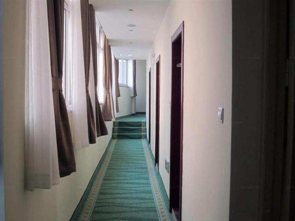 Нанкин: Greentree Inn Nanjing China Gate Subway Station Express