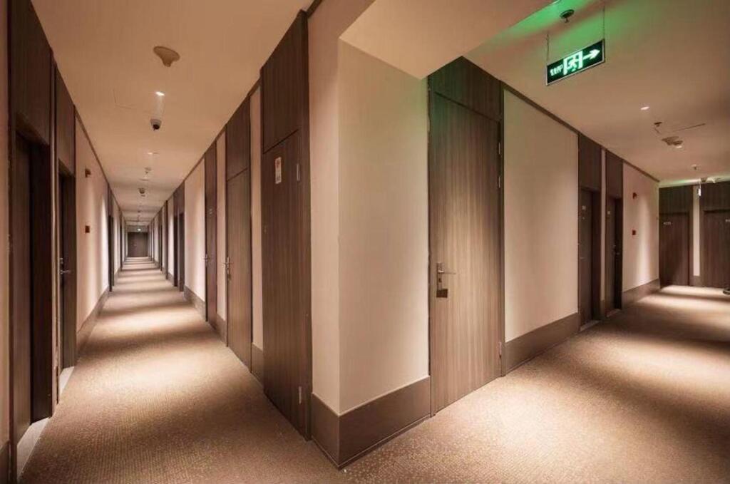 Шанхай: Hanting Hotel Shanghai Zhangjiang Road Metro Station