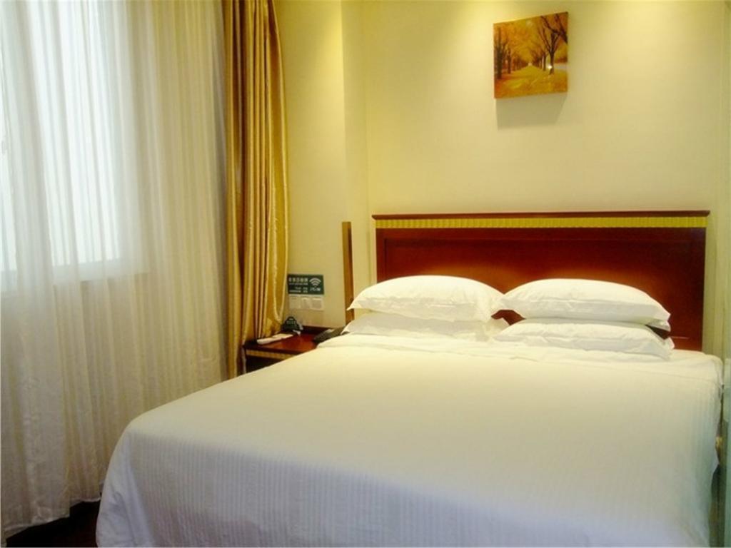 Гуанчжоу: GreenTree Inn Guangdong Guangzhou Luochongwei Bus Passenger Terminal Business Ho