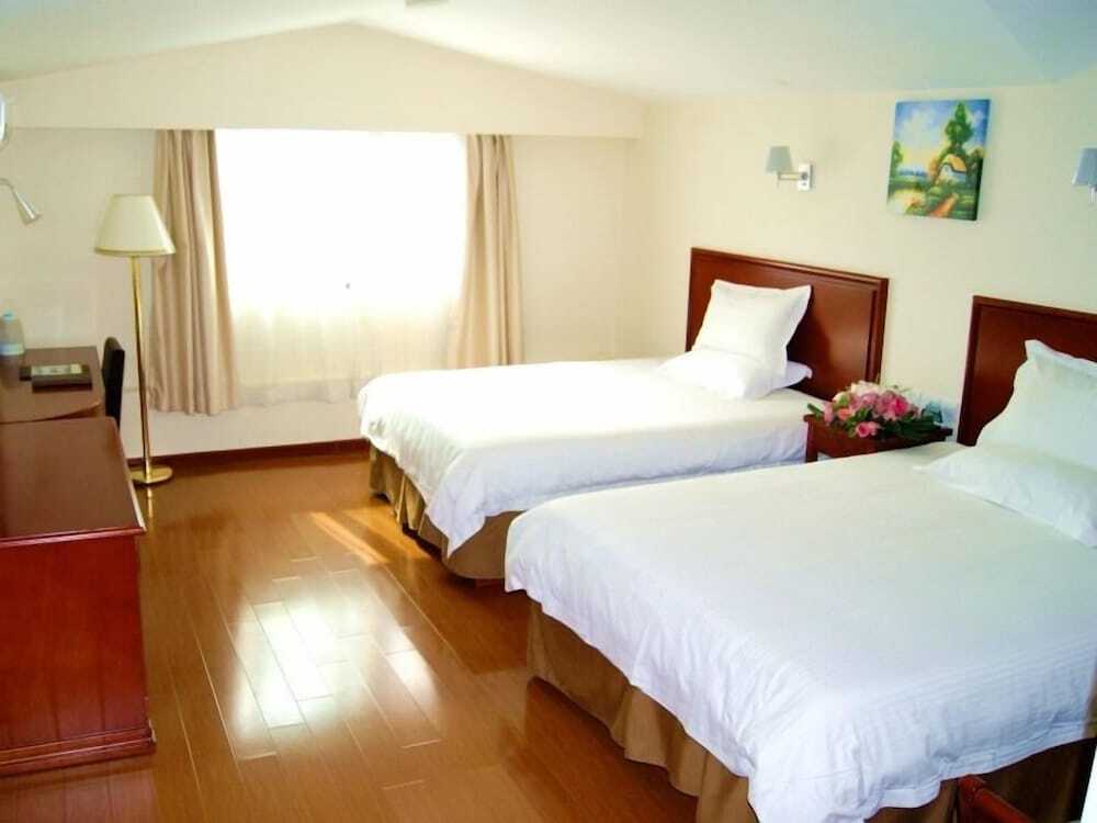 Пекин: GreenTree Inn Beijing Changping District Beiqijia Future Science & Technology City Hotel