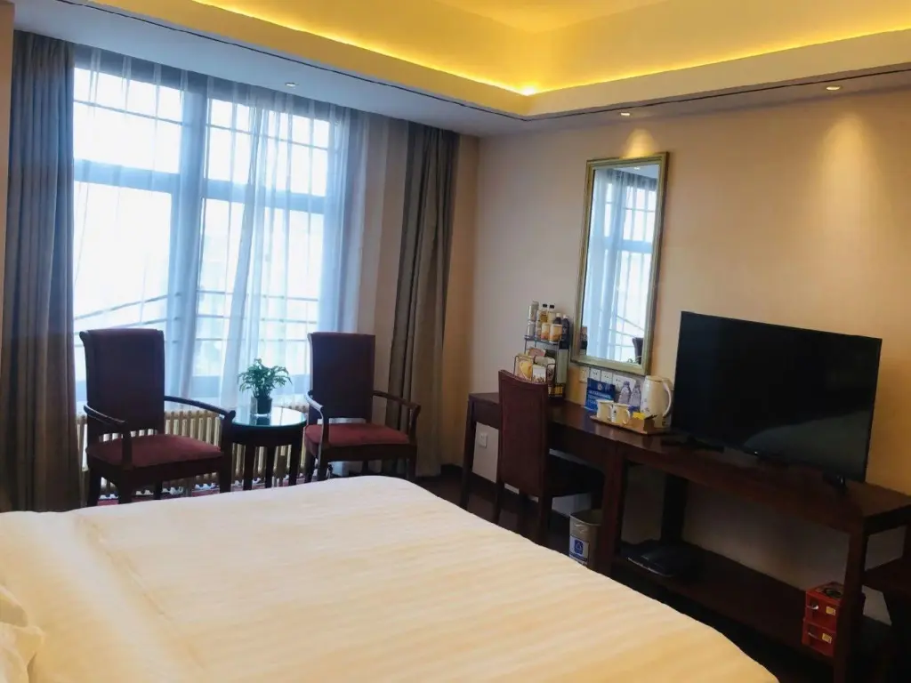 Пекин: GreenTree Inn Beijing Lin Cui Road Business