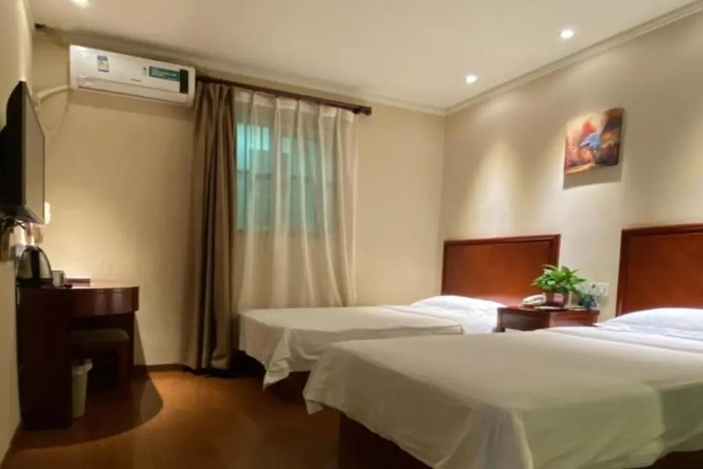 Пекин: GreenTree Inn Beijing Changping Tiantongyuan East Taipingzhuang Road Express Hotel