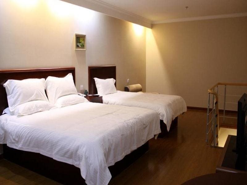 Шанхай: GreenTree Inn Shanghai Hongqiao Transport Hub Qibao Express Hotel