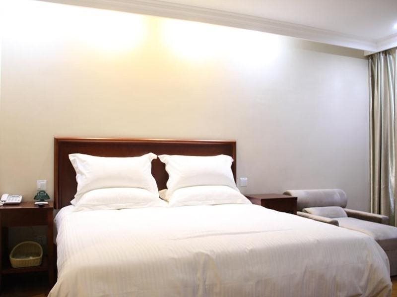 Шанхай: GreenTree Inn Shanghai Hongqiao Transport Hub Qibao Express Hotel