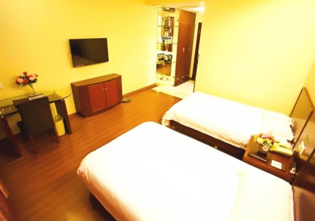 Шанхай: GreenTree Inn Shanghai Expo Site South Yanggao Road Subway Station Express Hotel