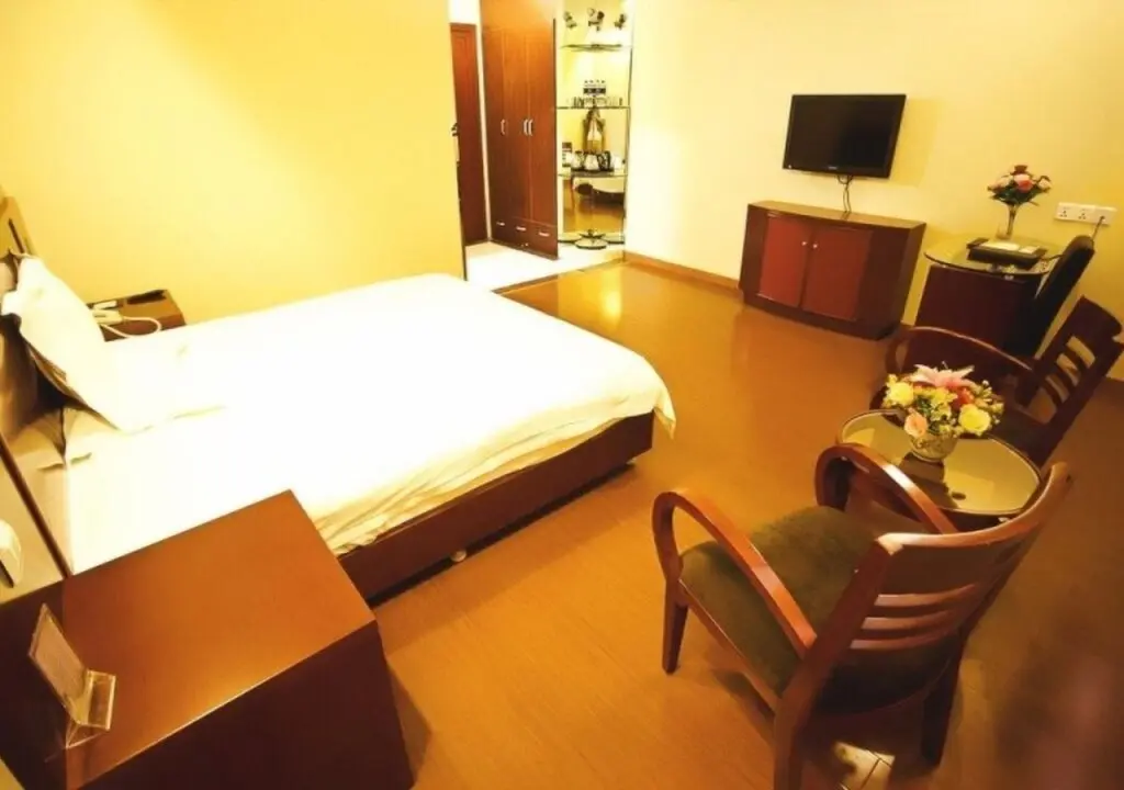 Шанхай: GreenTree Inn Shanghai Expo Site South Yanggao Road Subway Station Express Hotel