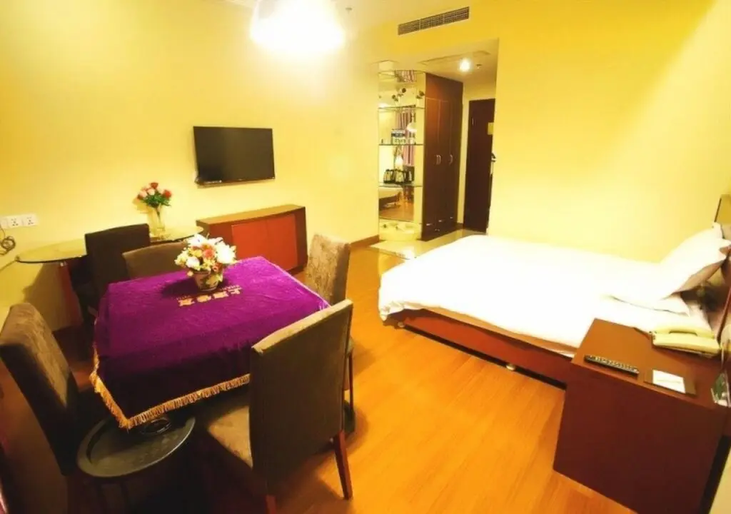 Шанхай: GreenTree Inn Shanghai Expo Site South Yanggao Road Subway Station Express Hotel