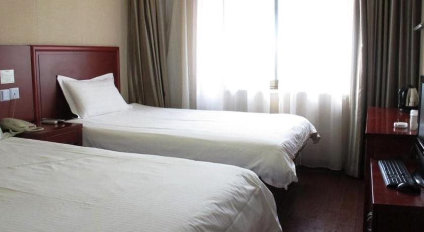 Шанхай: GreenTree Inn Shanghai Yanchang Road