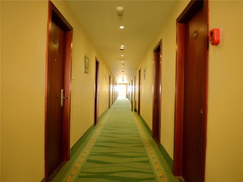 Шанхай: GreenTree Inn Shanghai Waigaoqiao Free Trade Zone Express Hotel