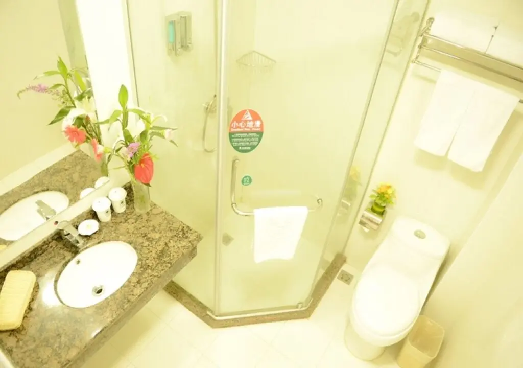 Шанхай: GreenTree Inn Shanghai Waigaoqiao Free Trade Zone Express Hotel