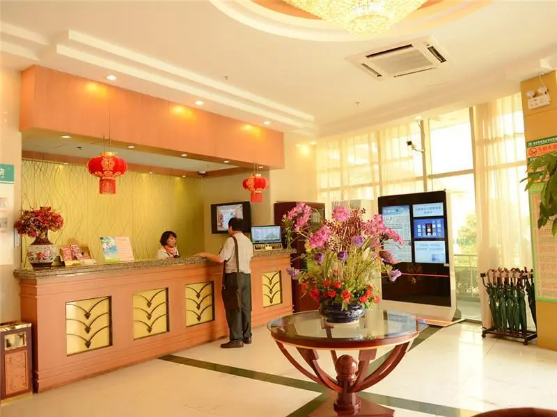 Шанхай: GreenTree Inn Shanghai Waigaoqiao Free Trade Zone Express Hotel