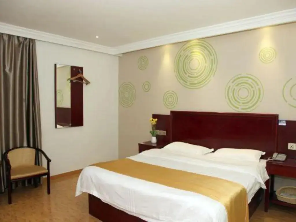 Шанхай: GreenTree Inn Shanghai Minhang Jiaotong University Dongchuan Road Shell Hotel