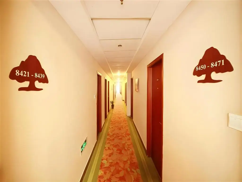 Шанхай: GreenTree Inn Shanghai Minhang Jiaotong University Dongchuan Road Shell Hotel