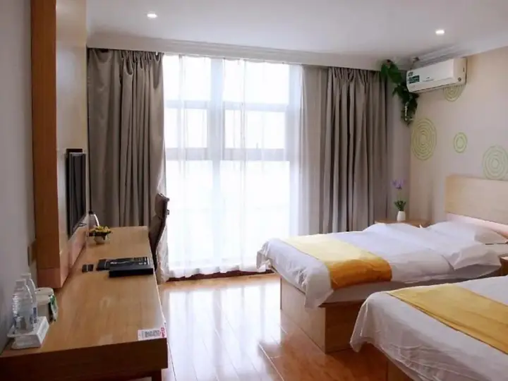 Шанхай: GreenTree Inn Shanghai Minhang Jiaotong University Dongchuan Road Shell Hotel