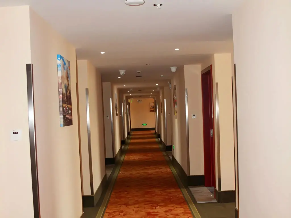 Шанхай: GreenTree Inn Shanghai Luojing Express Hotel