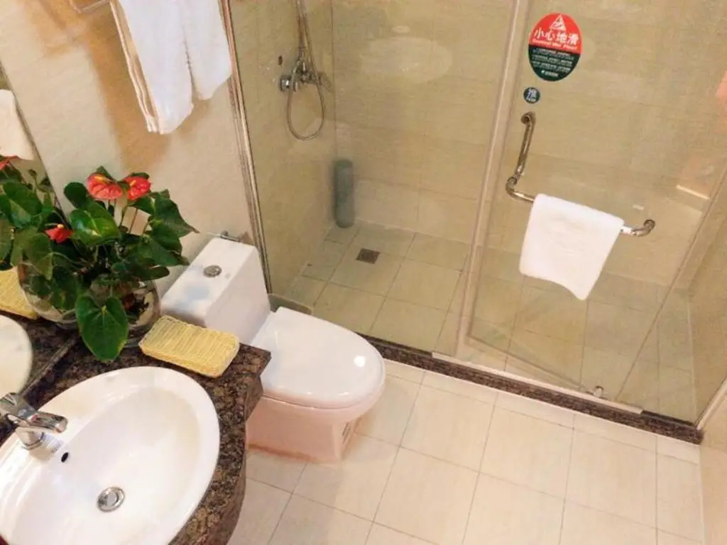 Шанхай: GreenTree Inn Shanghai Pudong Airport Huaxia East Road Express Hotel