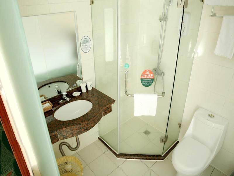 Шанхай: GreenTree Inn Shanghai Pudong New Area Hangtou Express Hotel