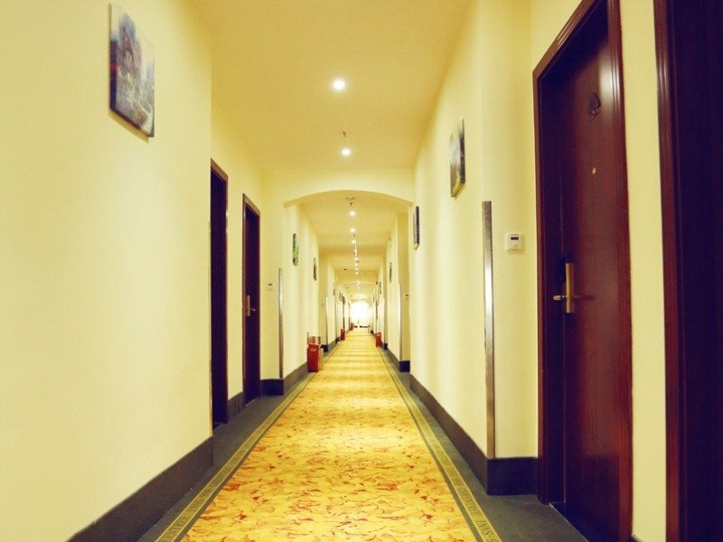Шанхай: Greentree Inn Shanghai Chedun Film Park Songmin Road Express Hotel