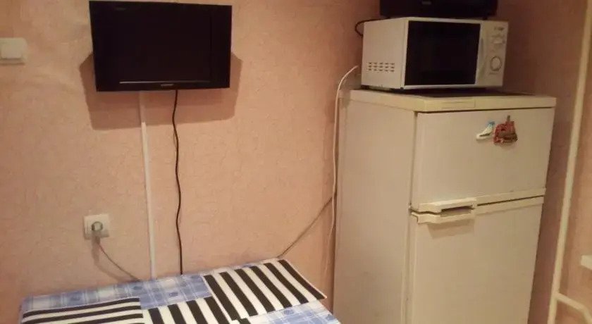 Калининград: На Севастьянова 27