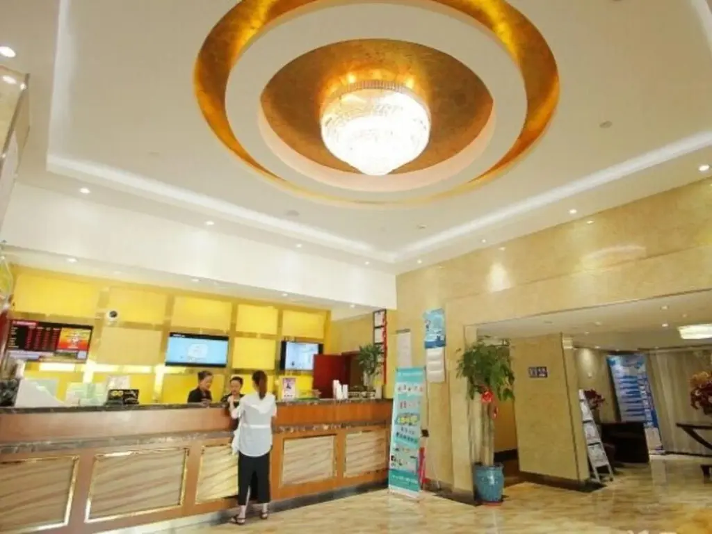 Шанхай: GreenTree Inn ShangHai BaoShan 128 Memorial Road TongHe Road Shell Hotel
