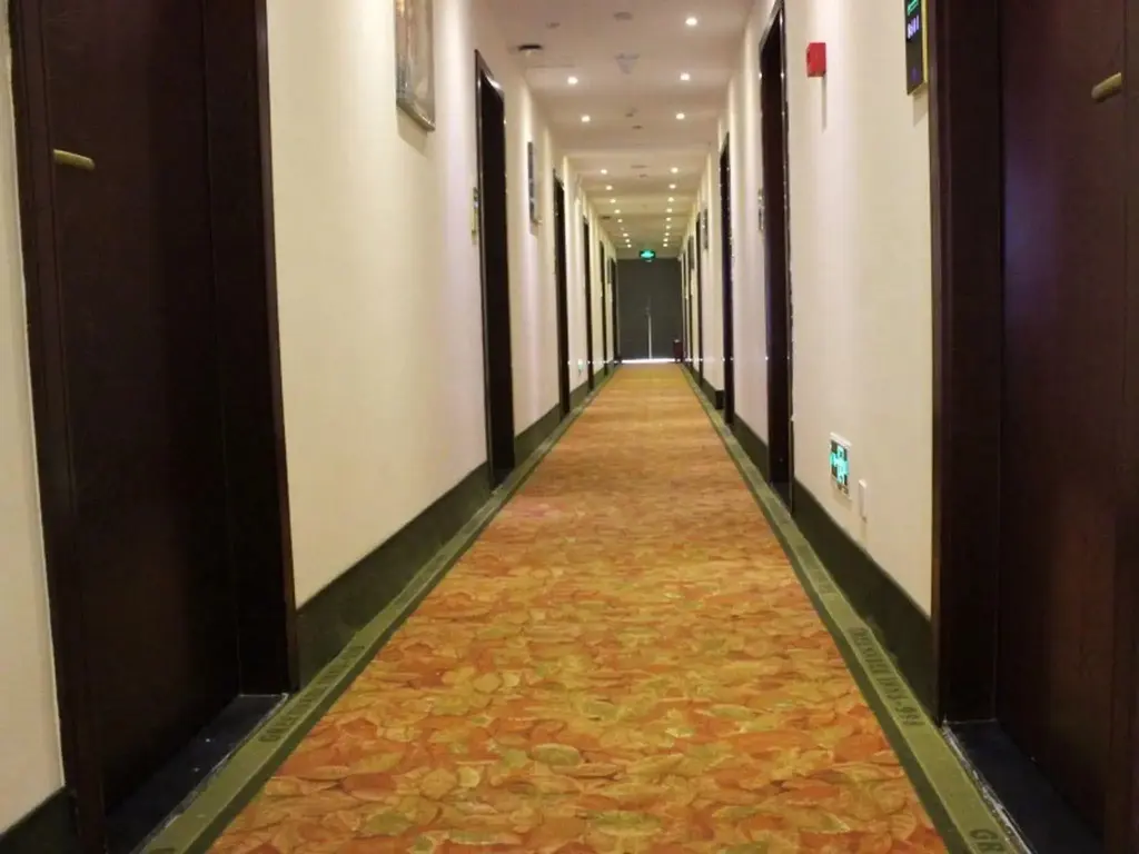 Шанхай: GreenTree Inn ShangHai BaoShan 128 Memorial Road TongHe Road Shell Hotel