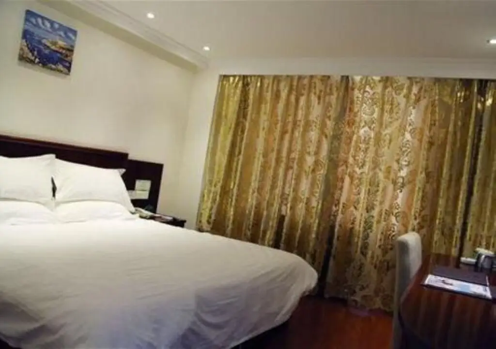 Шанхай: GreenTree Inn Shanghai Sanmen Road Shell Hotel