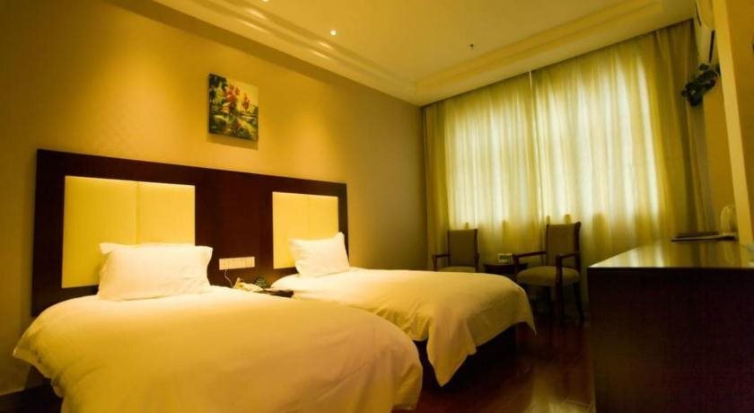 Шанхай: GreenTree Inn Shanghai Changyang Road Business Hotel