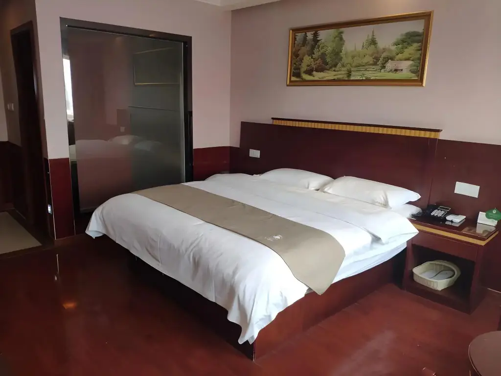Шанхай: GreenTree Inn Shanghai Fengxian Xidu Business Hotel