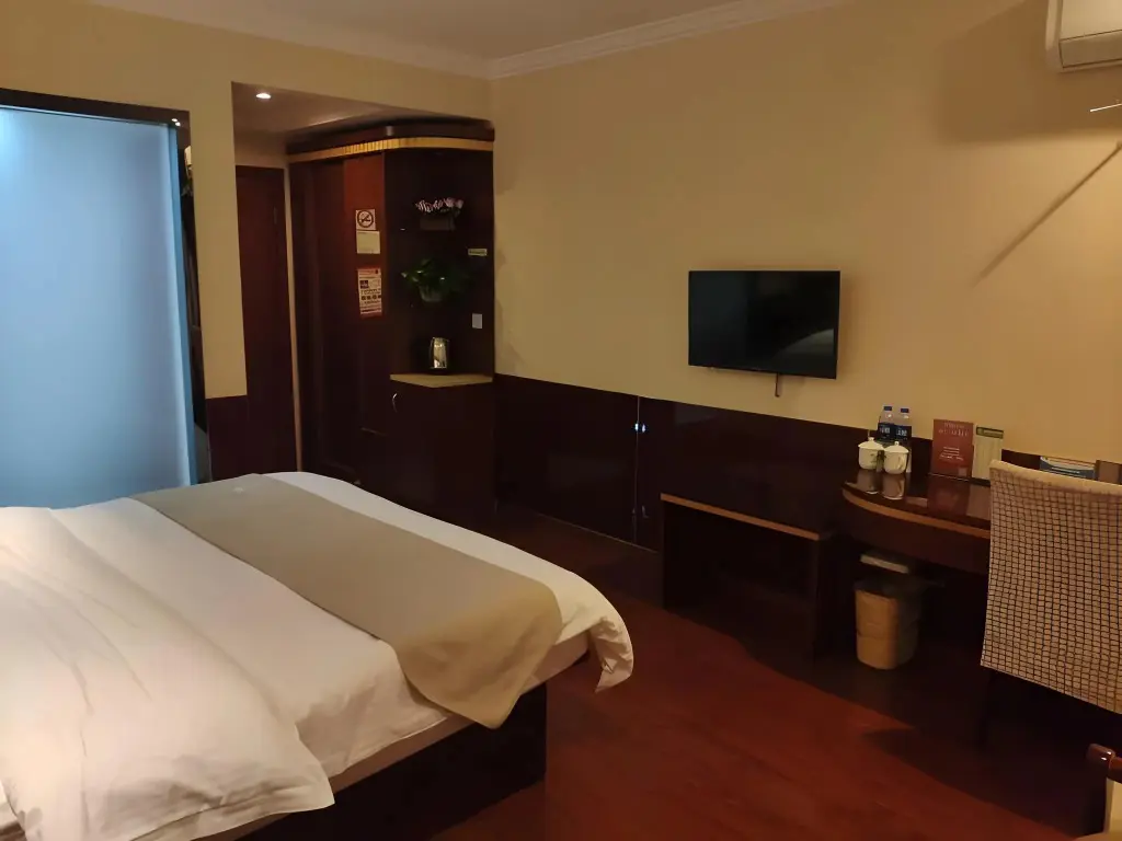 Шанхай: GreenTree Inn Shanghai Fengxian Xidu Business Hotel