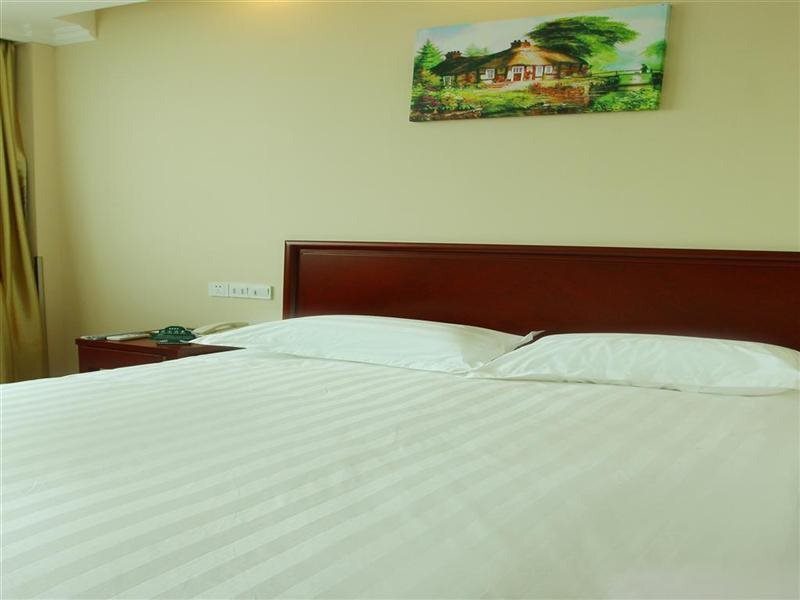 Шанхай: GreenTree Inn Shanghai Hongqiao Hub Convention Center Huaxiang Road Shell Hotel