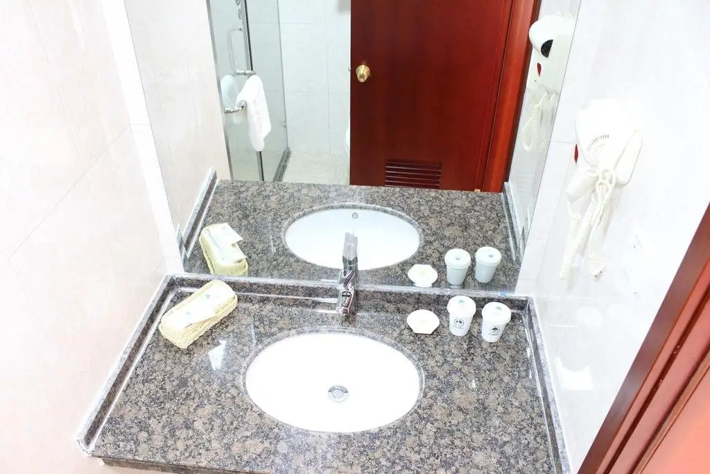 Шанхай: GreenTree Inn Shanghai Songjiang District Yanshou Road Li Tower