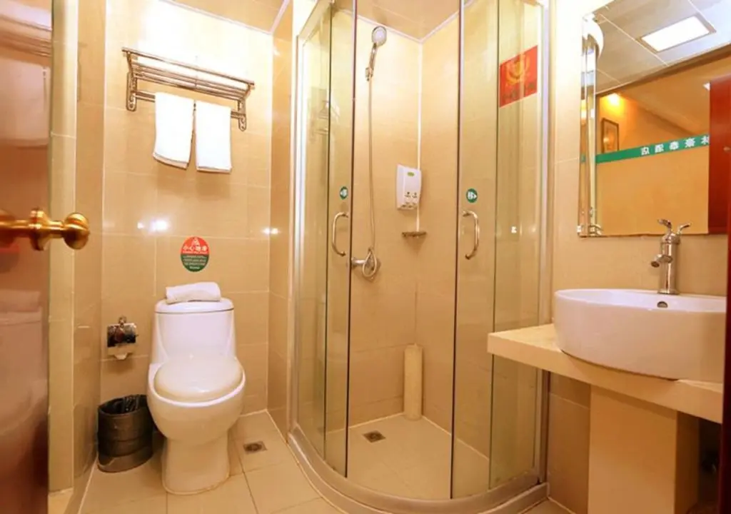 Шанхай: GreenTree Inn Shanghai Guangxin Road Tongji Hospital Express Hotel
