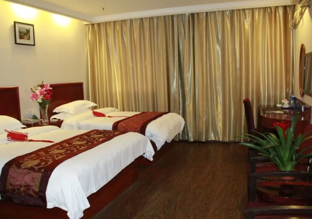 Шанхай: GreenTree Inn Shanghai Guangxin Road Tongji Hospital Express Hotel