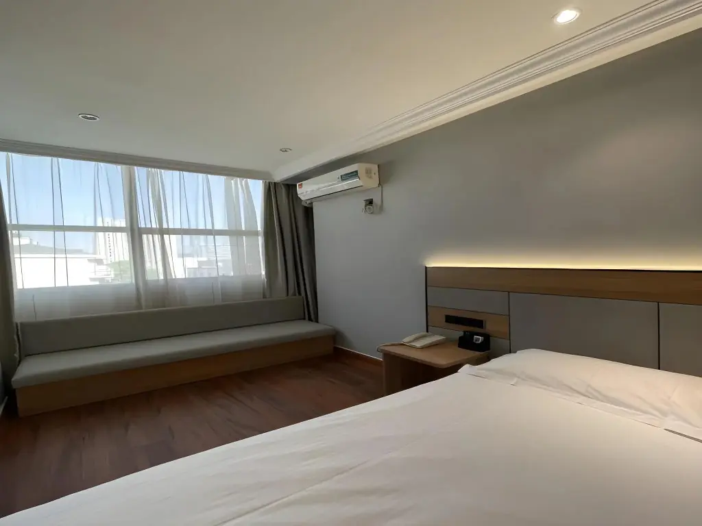 Шанхай: GreenTree Inn Shanghai Hongqiao Hub Convention Center Jinghua Road Shell Hotel