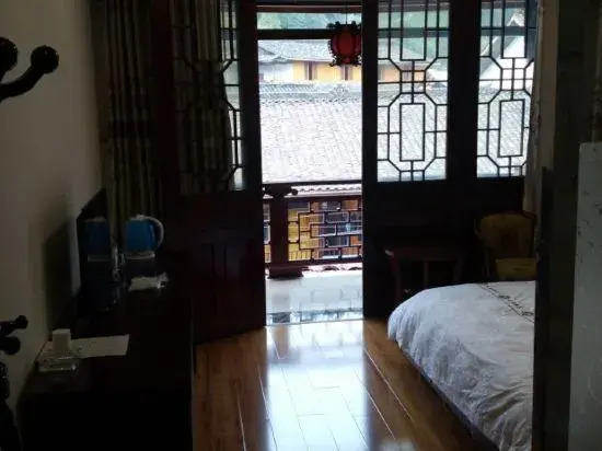 Яань: Ya'an Shangli Tianyi Hotel