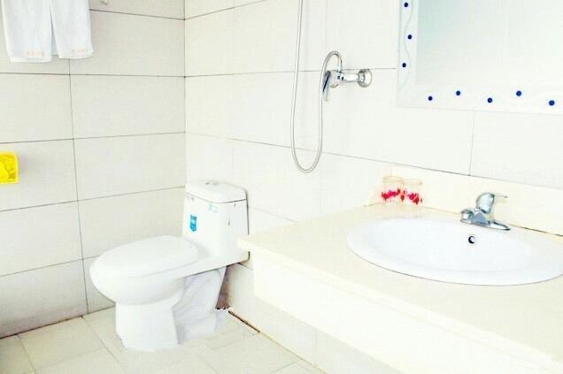Цзюцзян: Junyi Business Inn
