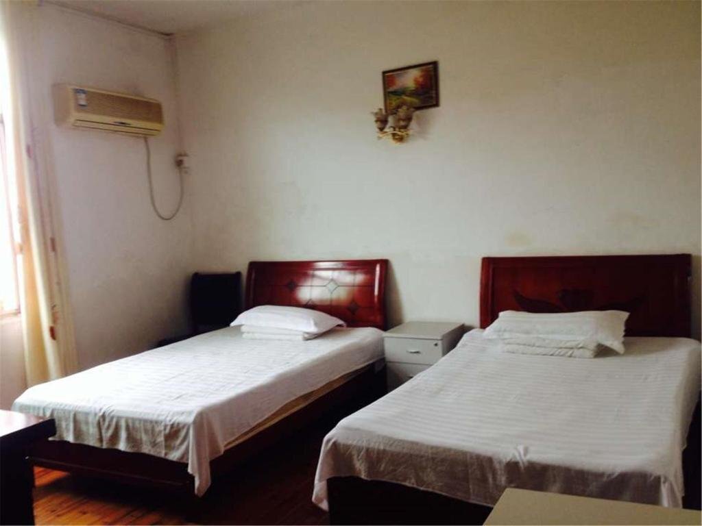 Цзиань: Jinggangshan Xiaoyutian Business Hotel