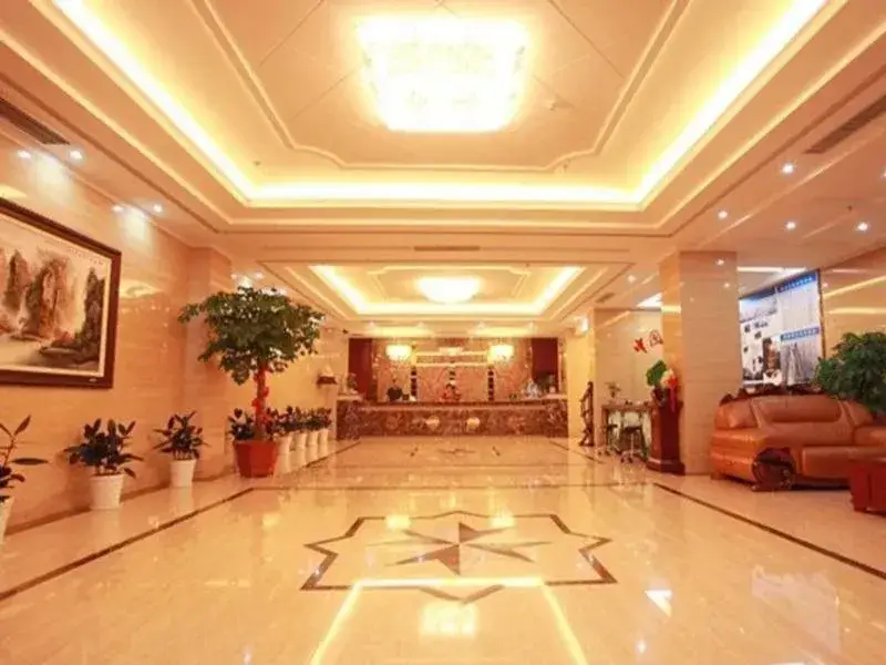 Чжанцзяцзе: Zhangjiajie Fulante Fengwan Business Hotel