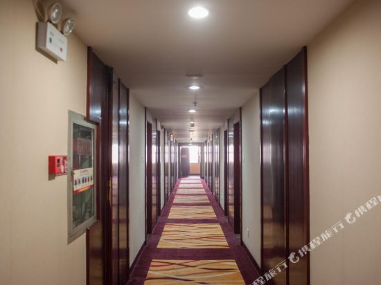 Наньтун: Haimen Dongfangyan Inn